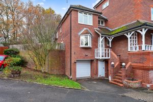 Photo 14- click for photo gallery